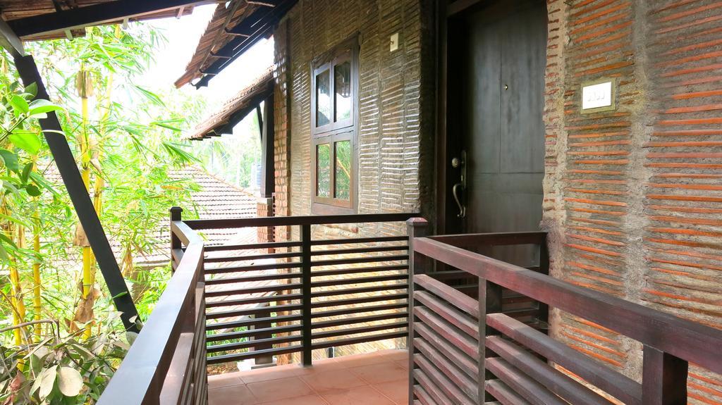 Clayfingers Art Cottage Thrissur Стая снимка