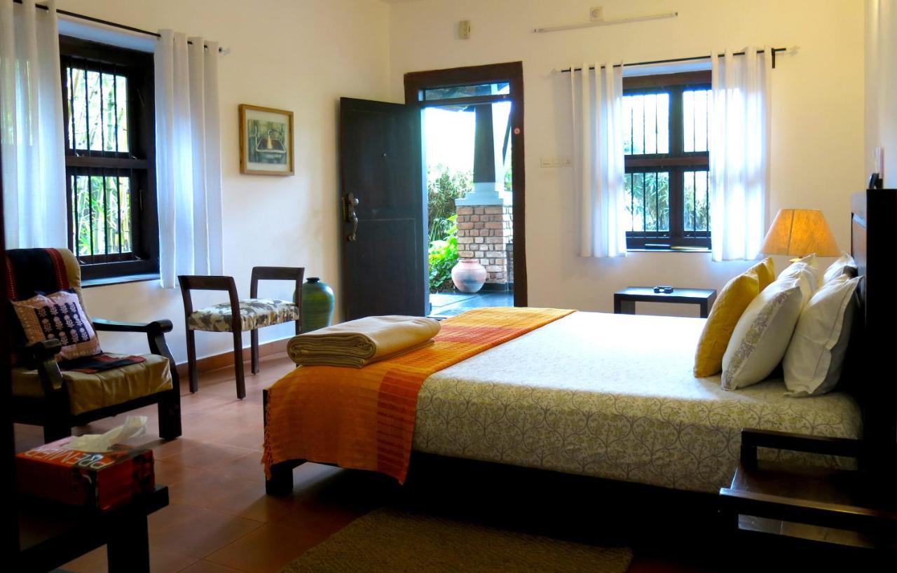 Clayfingers Art Cottage Thrissur Екстериор снимка